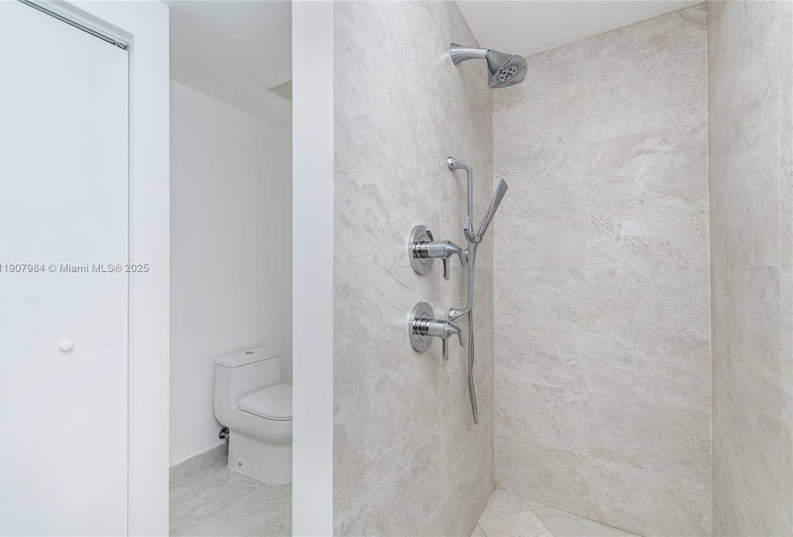 Small Image of 488 NORTH EAST 18TH ST #2810, Miami Number 21