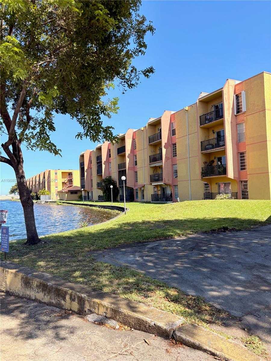 Small Image of 4719 NORTH WEST 7TH ST #307-11, Miami Number 2