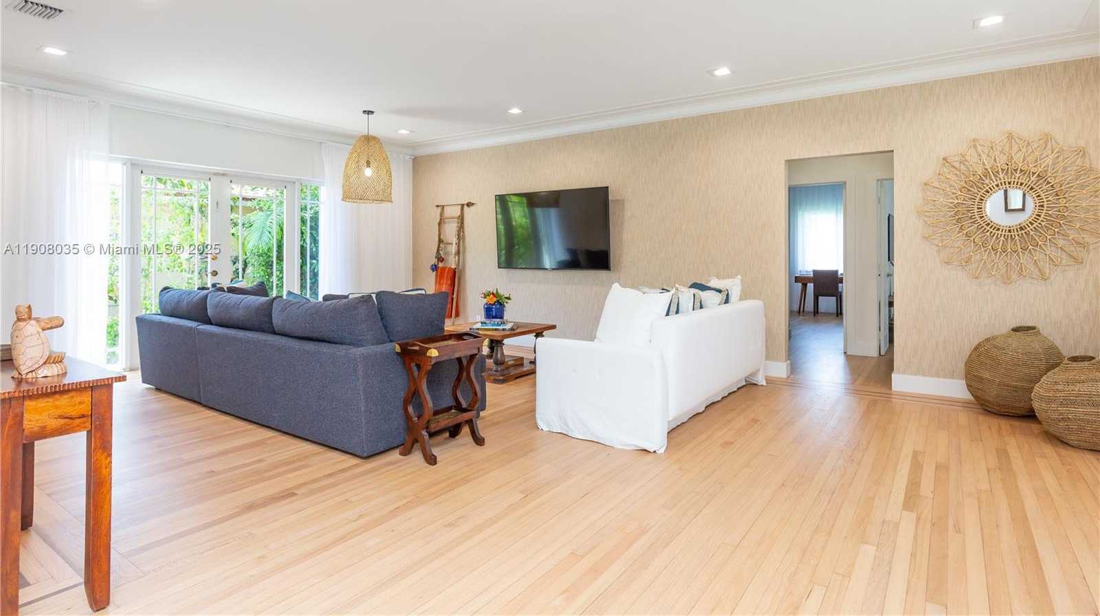 Small Image of 501 SOUTH WEST 19TH RD, Miami Number 14