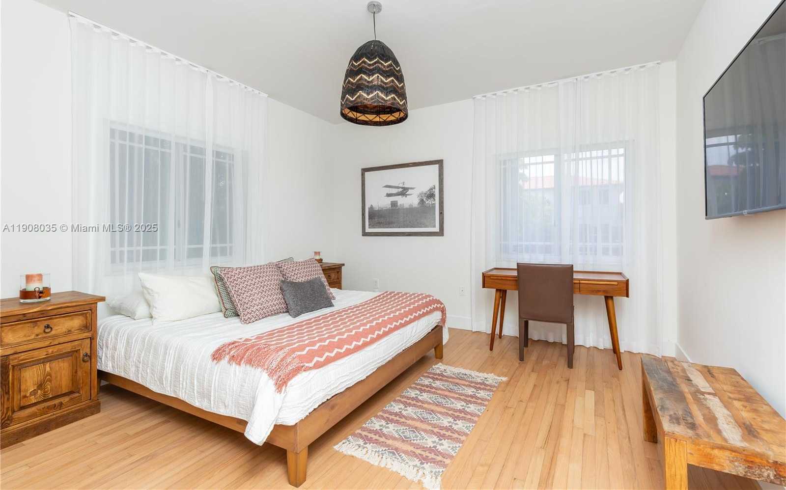 Small Image of 501 SOUTH WEST 19TH RD, Miami Number 20