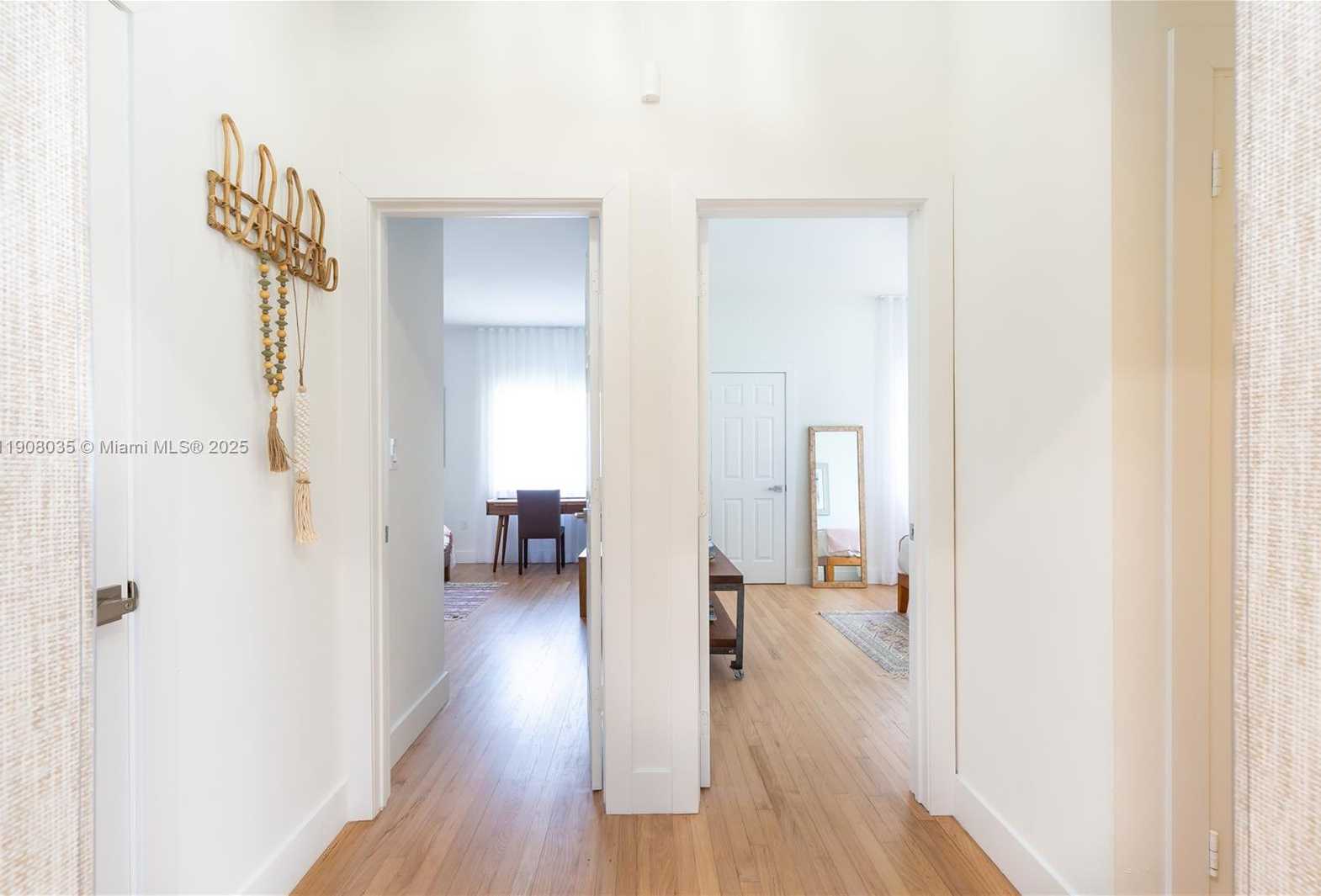 Small Image of 501 SOUTH WEST 19TH RD, Miami Number 25