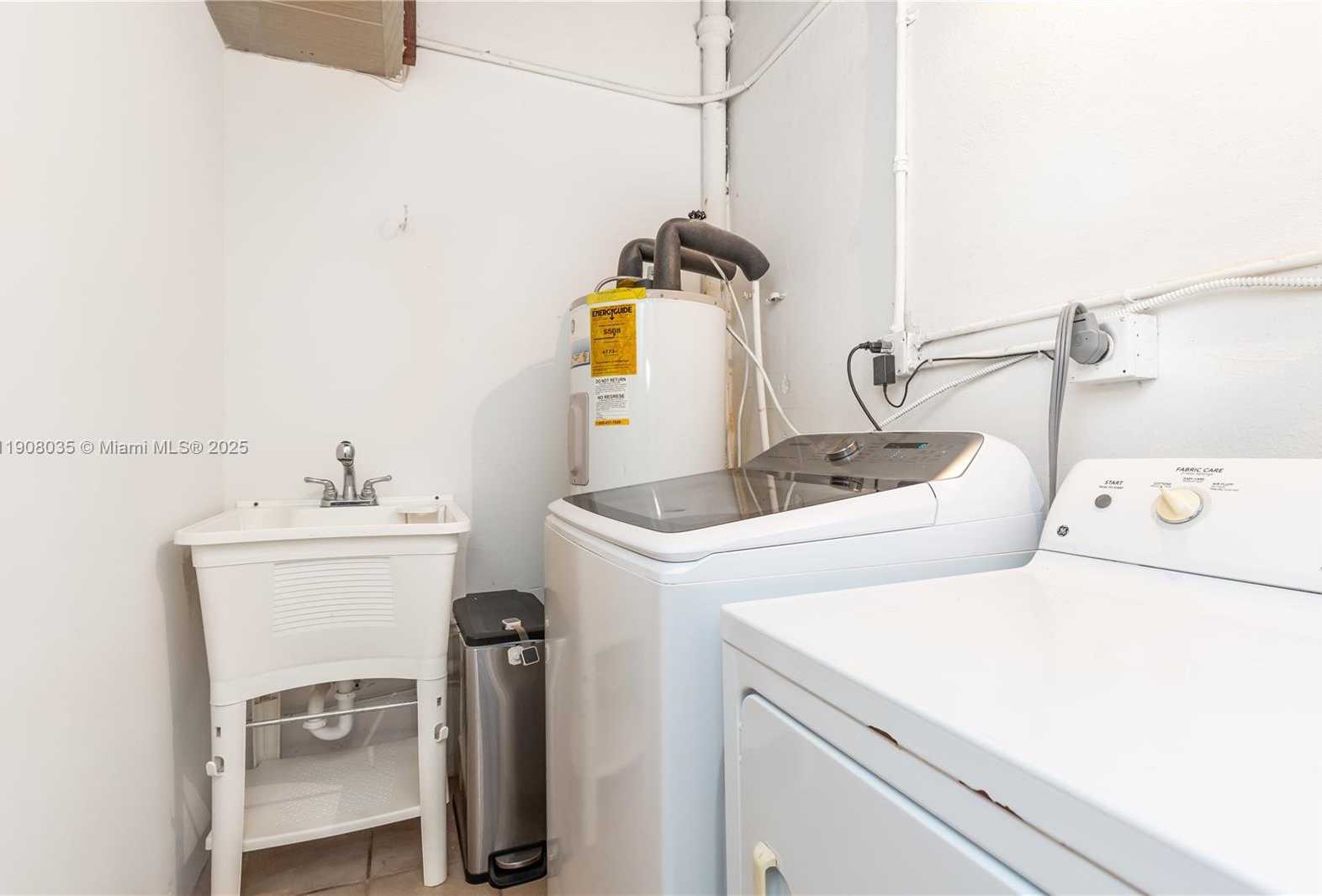 Small Image of 501 SOUTH WEST 19TH RD, Miami Number 38