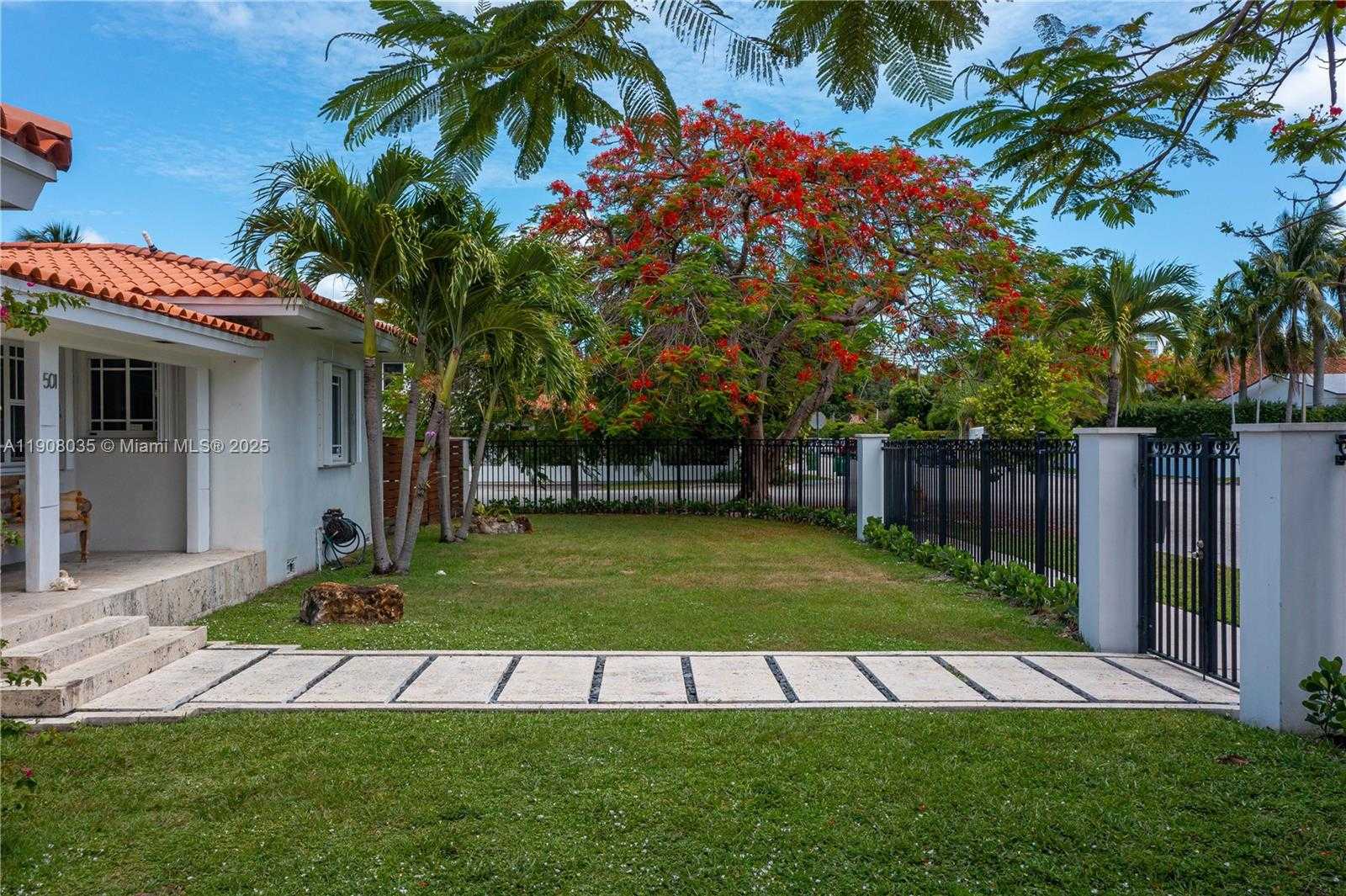 Small Image of 501 SOUTH WEST 19TH RD, Miami Number 54