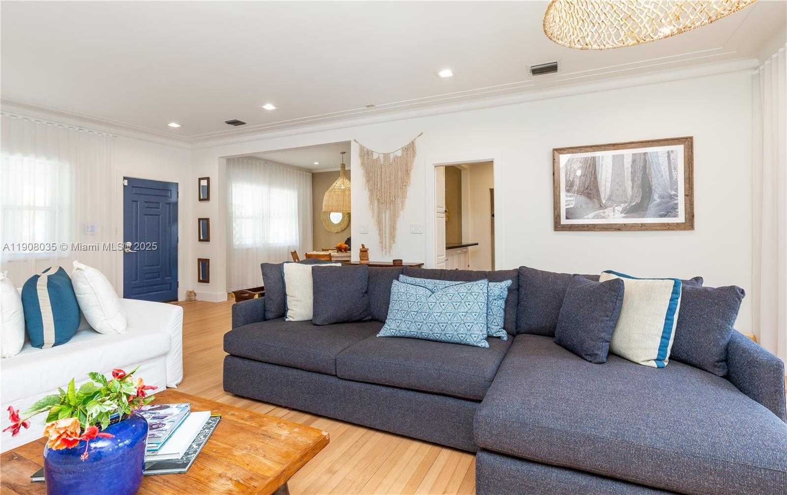 Small Image of 501 SOUTH WEST 19TH RD, Miami Number 7