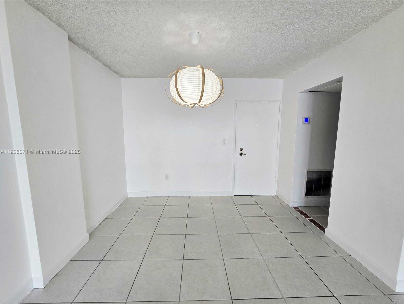 Small Image of 800 WEST AVE #920, Miami Beach Number 4