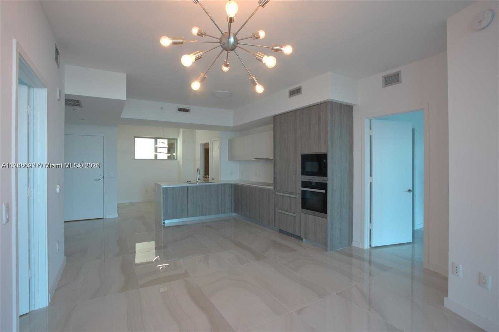 Small Image of 2900 NORTH EAST 7TH AVE #3103, Miami Number 1