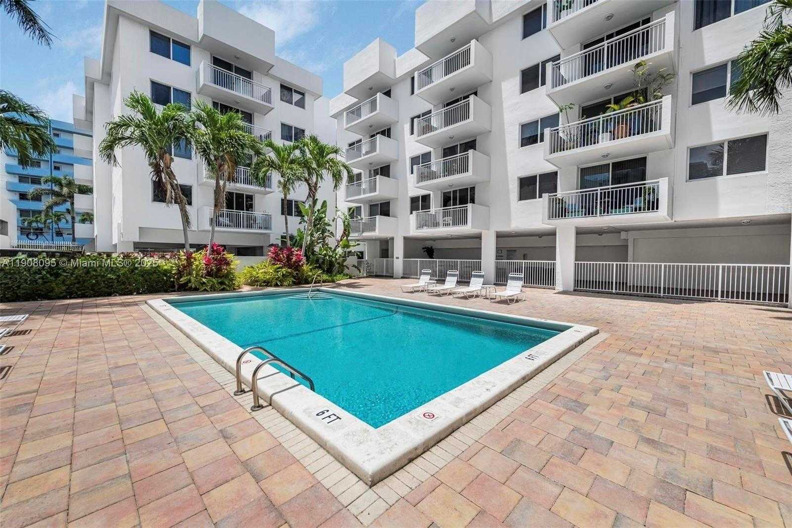 Small Image of 1665 BAY RD #221, Miami Beach Number 26