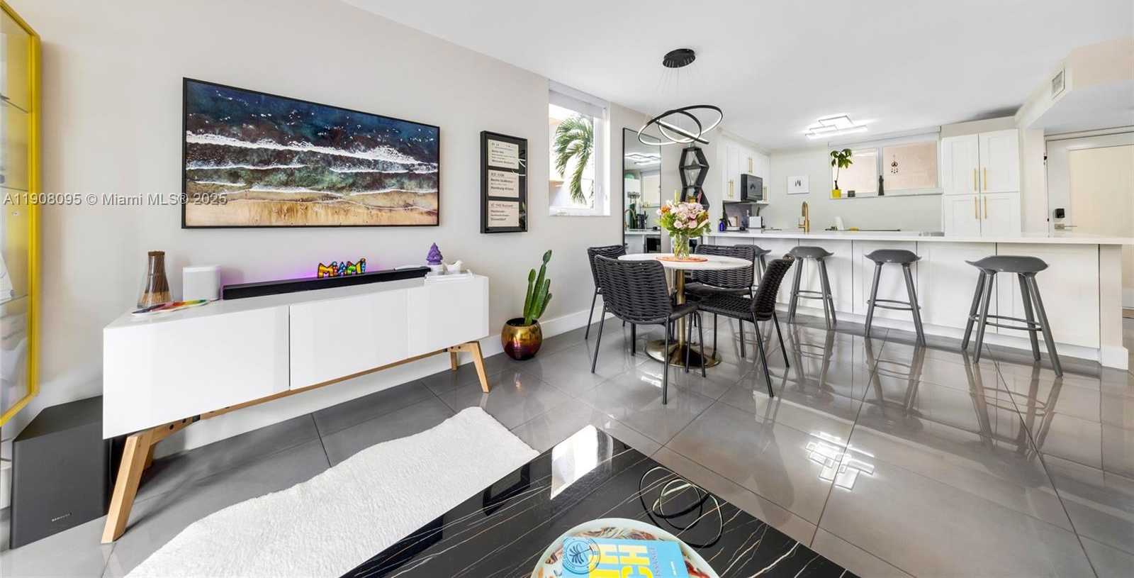 Small Image of 1665 BAY RD #221, Miami Beach Number 7