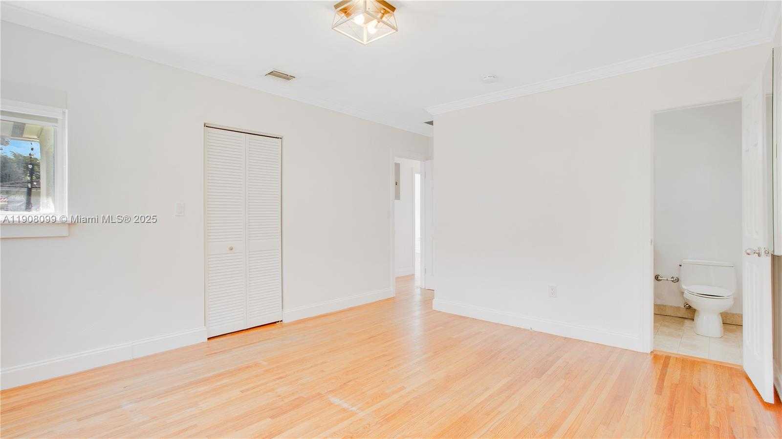 Small Image of 5711 MARIUS ST #5711, Coral Gables Number 11