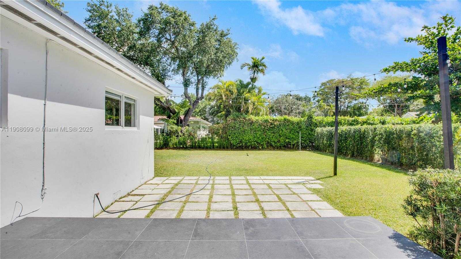 Small Image of 5711 MARIUS ST #5711, Coral Gables Number 17