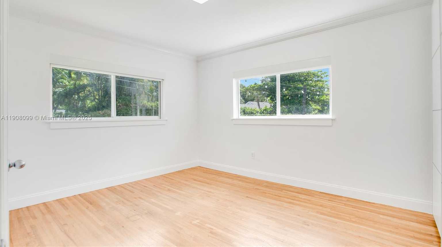 Small Image of 5711 MARIUS ST #5711, Coral Gables Number 9