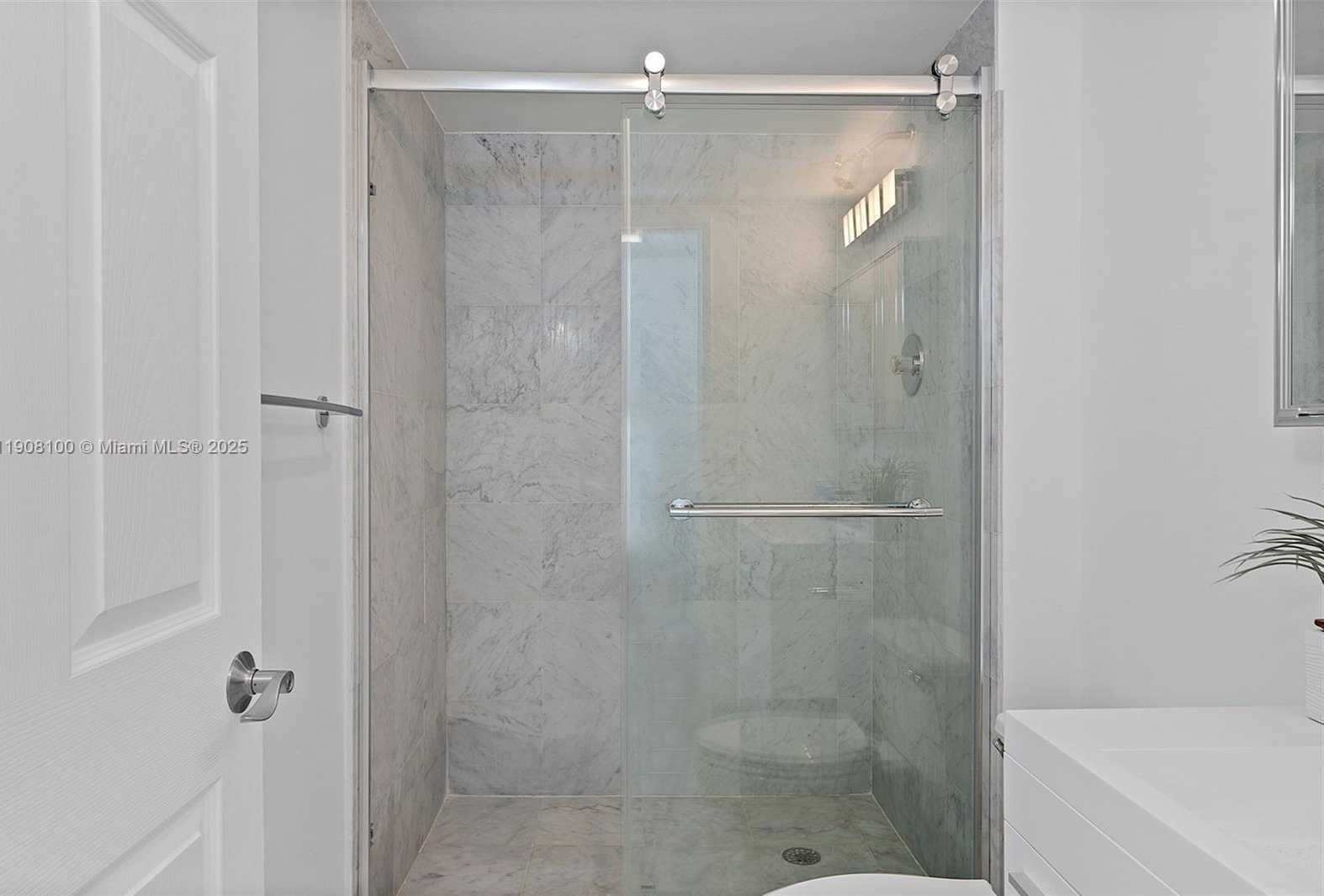 Small Image of 20515 EAST COUNTRY CLUB DR #1545, Aventura Number 18