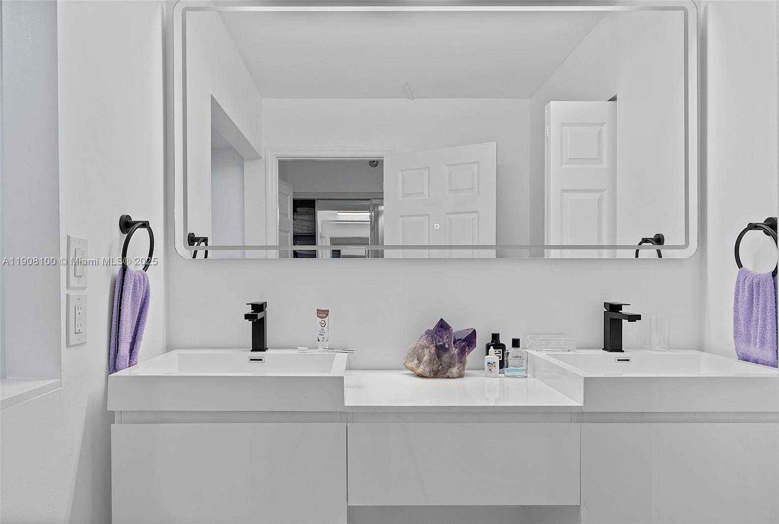 Small Image of 20515 EAST COUNTRY CLUB DR #1545, Aventura Number 22