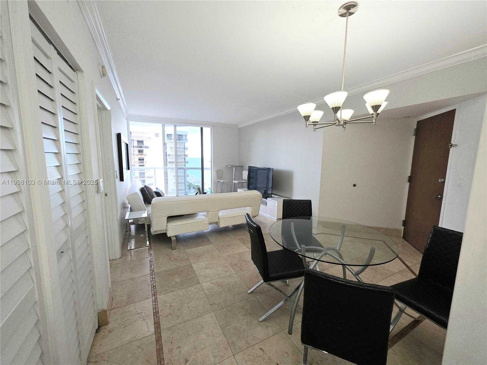 Small Image of 6365 COLLINS AVE #1511, Miami Beach Number 9