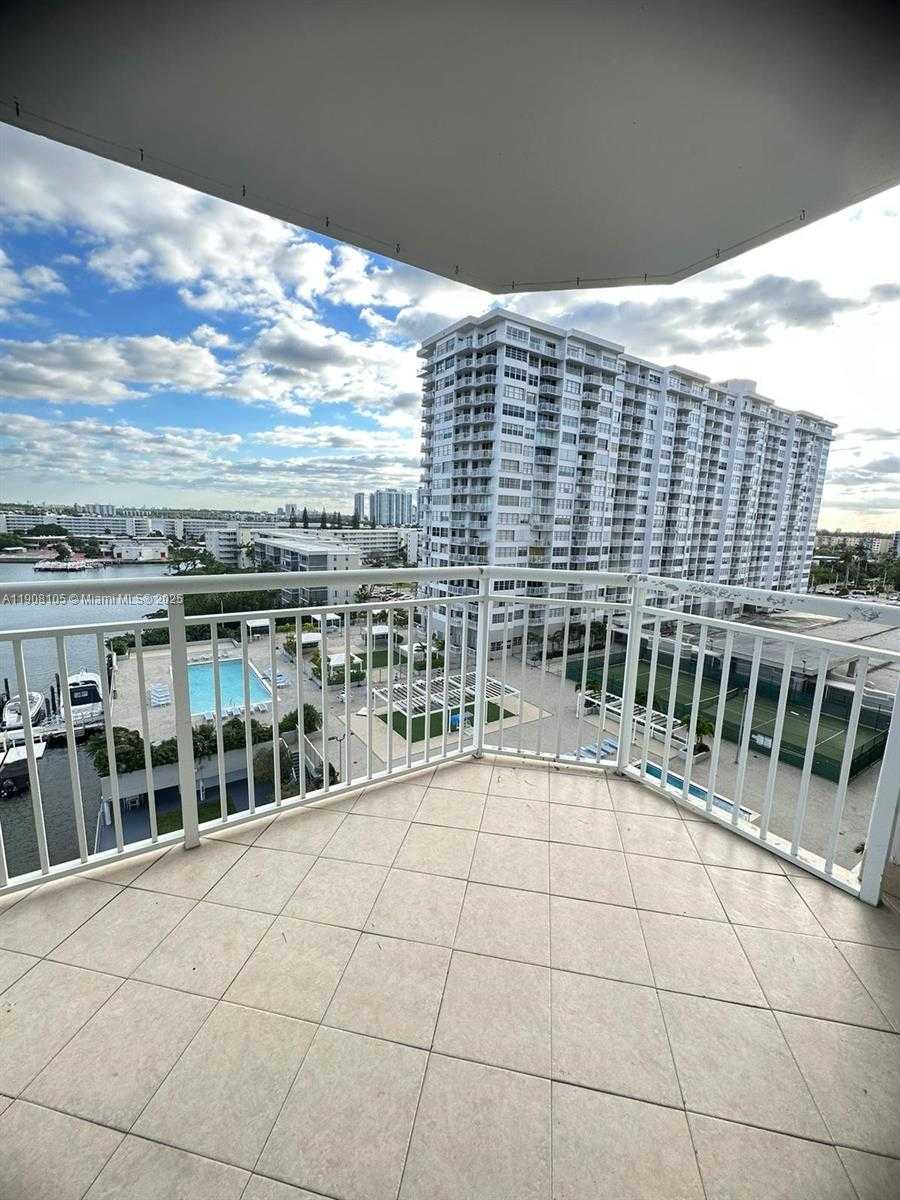 Small Image of 18081 BISCAYNE BLVD #903, Aventura Number 19
