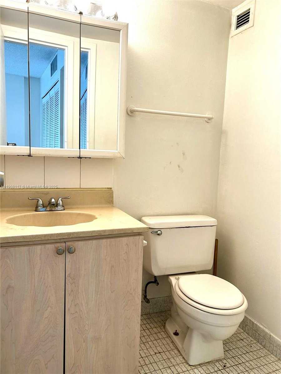 Imagen de Pequeño Objeto