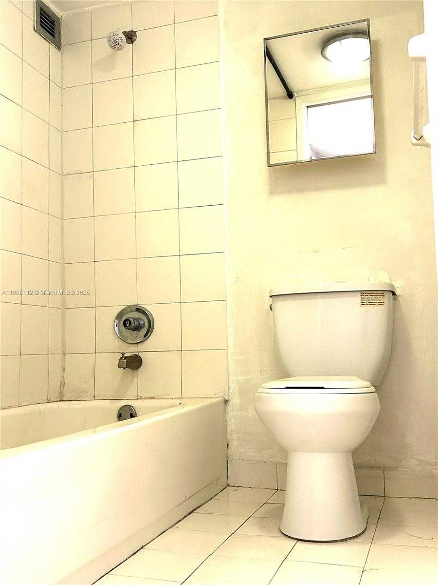 Imagen de Pequeño Objeto