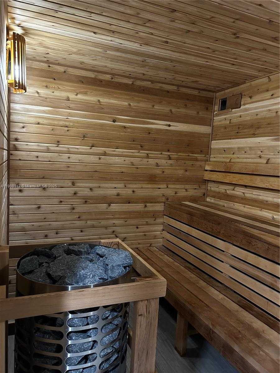 Imagen de Pequeño Objeto