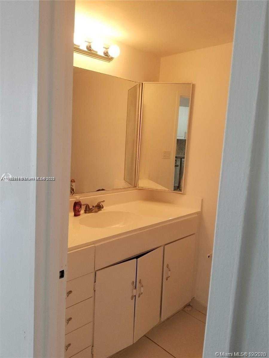 Small Image of 1865 79TH ST CSWY #4F, North Bay Village Number 18