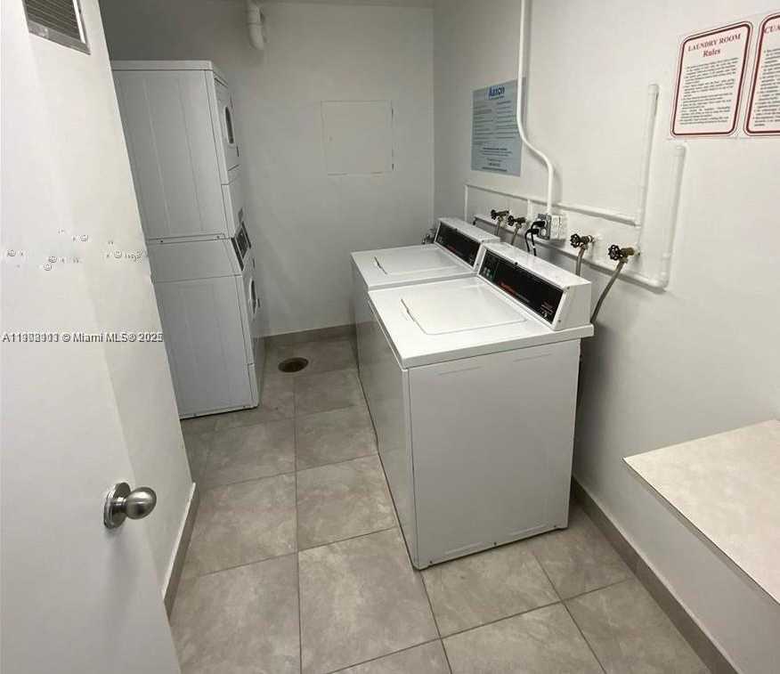 Small Image of 1865 79TH ST CSWY #4F, North Bay Village Number 21