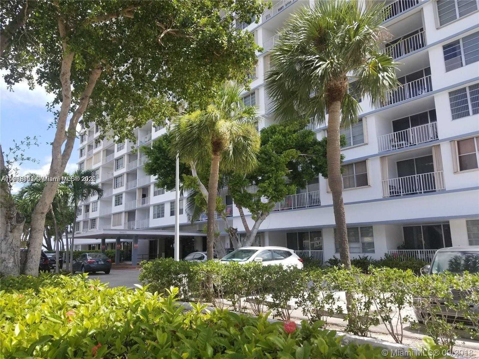 Small Image of 1865 79TH ST CSWY #4F, North Bay Village Number 8