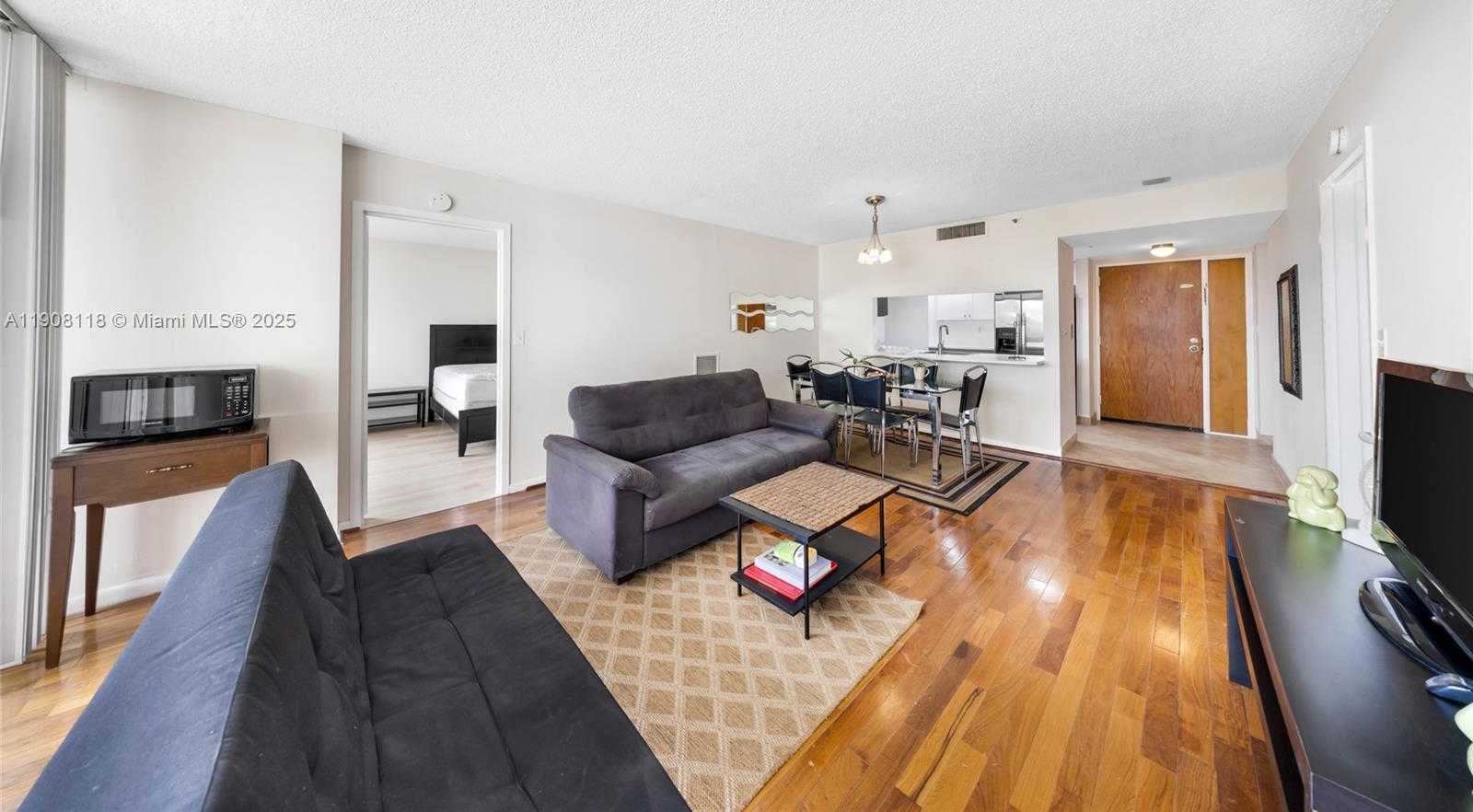 Small Image of 7601 EAST TREASURE DR #510, North Bay Village Number 11