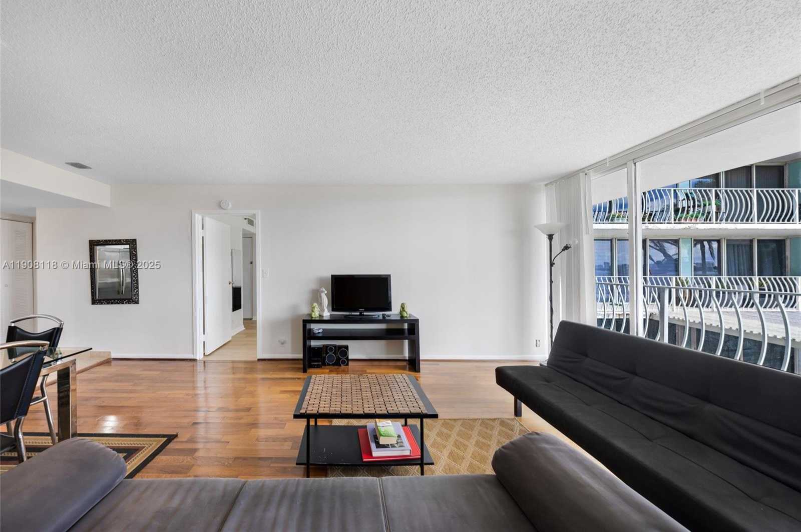 Small Image of 7601 EAST TREASURE DR #510, North Bay Village Number 13