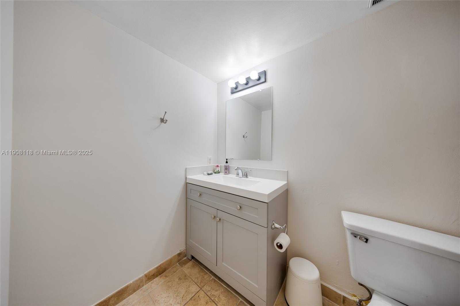 Small Image of 7601 EAST TREASURE DR #510, North Bay Village Number 28