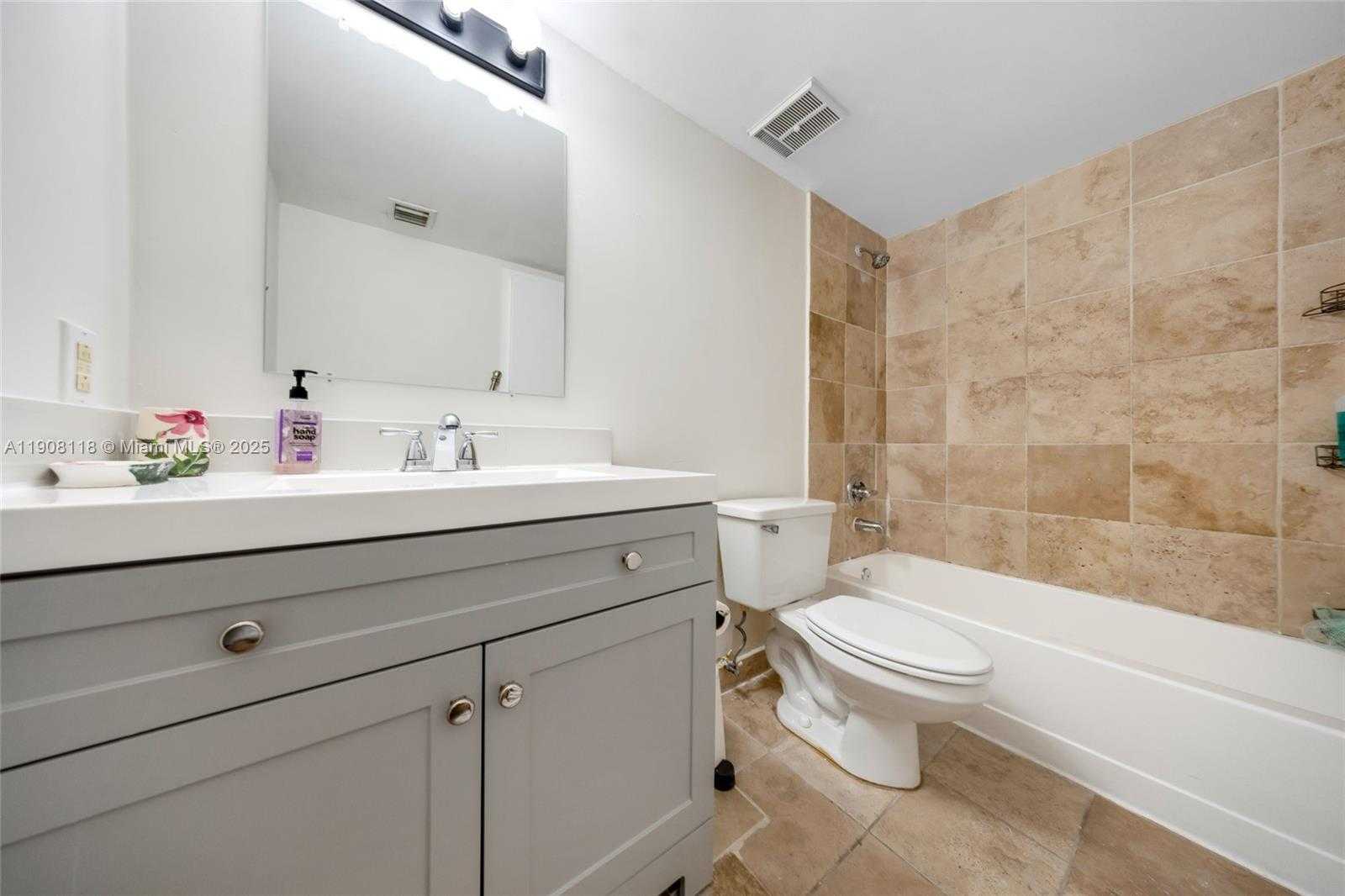 Small Image of 7601 EAST TREASURE DR #510, North Bay Village Number 29