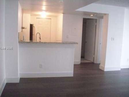 Small Image of 770 CLAUGHTON ISLAND DR #703, Miami Number 3