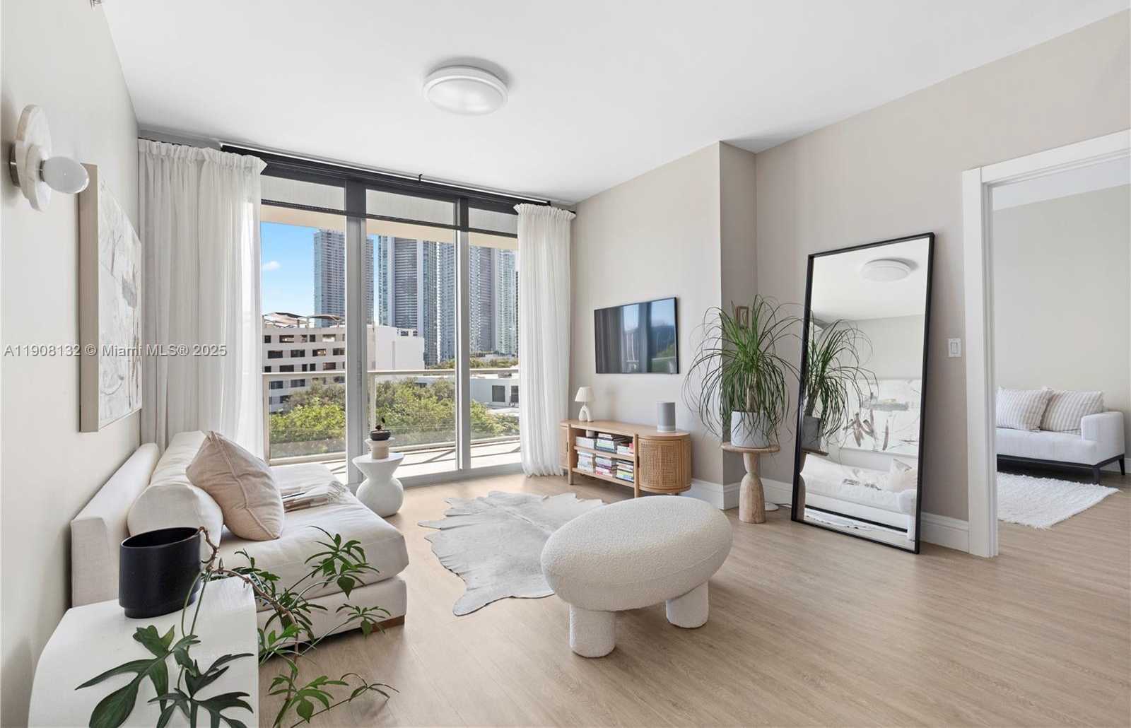 Small Image of 3470 EAST COAST AVE #H0502, Miami Number 2