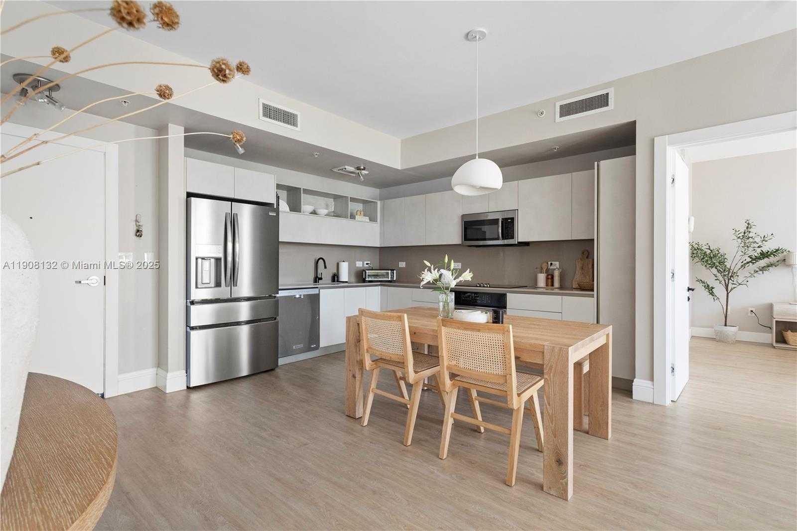 Small Image of 3470 EAST COAST AVE #H0502, Miami Number 8