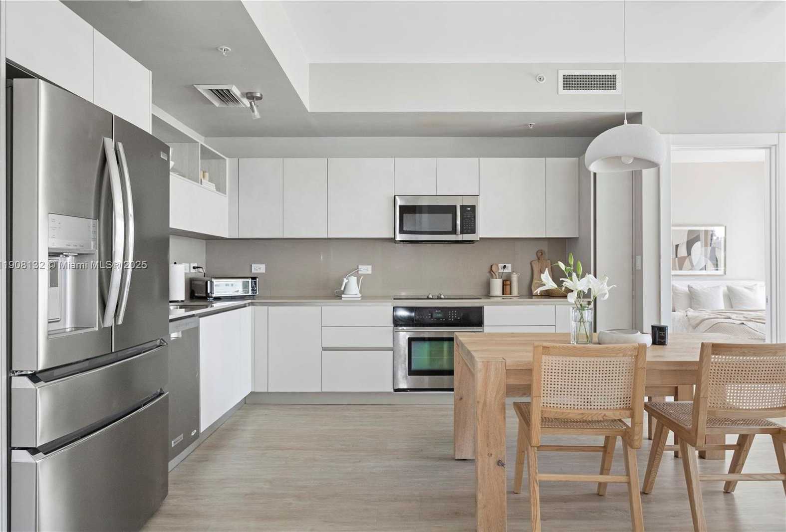 Small Image of 3470 EAST COAST AVE #H0502, Miami Number 9