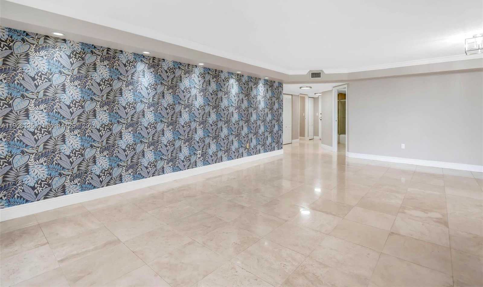 Small Image of 2333 BRICKELL AVE #517, Miami Number 11