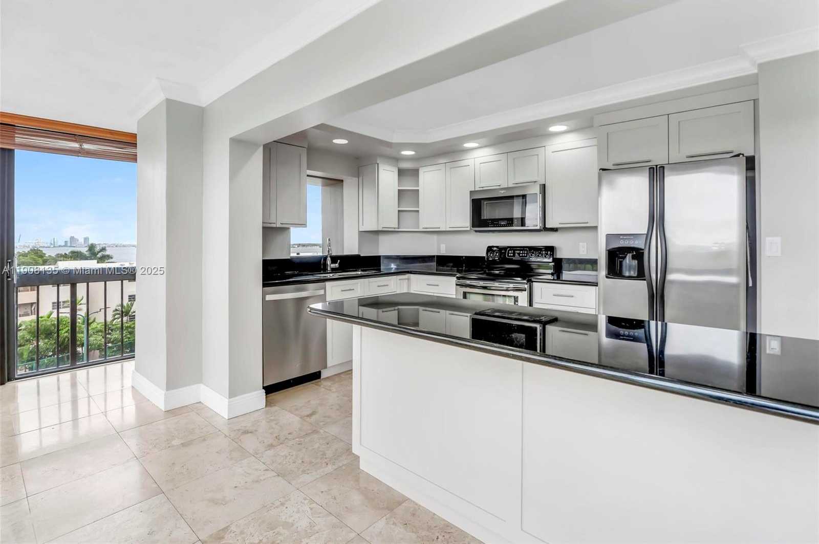 Small Image of 2333 BRICKELL AVE #517, Miami Number 17