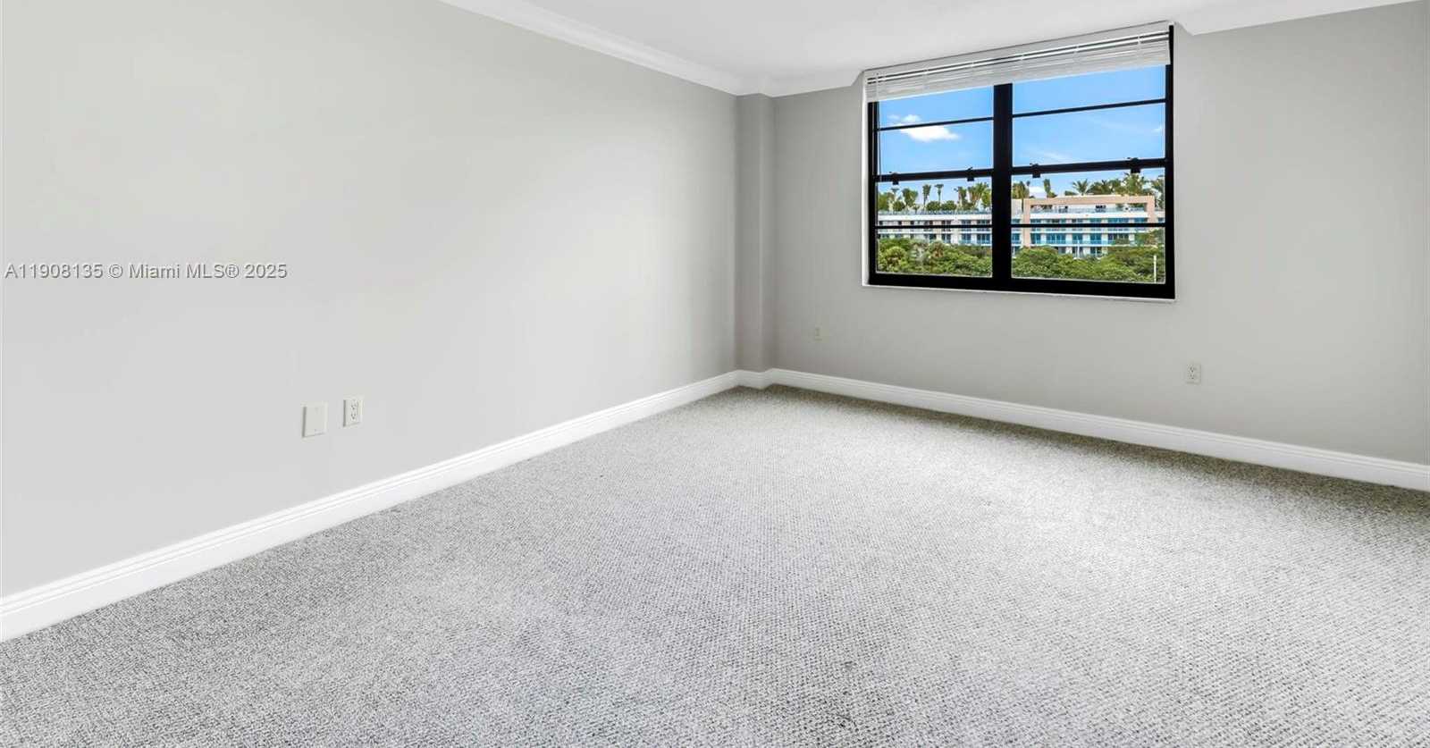 Small Image of 2333 BRICKELL AVE #517, Miami Number 32