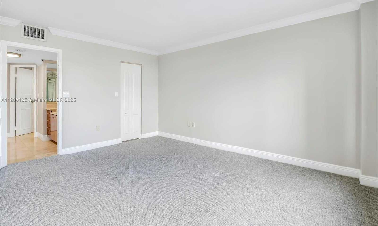 Small Image of 2333 BRICKELL AVE #517, Miami Number 33