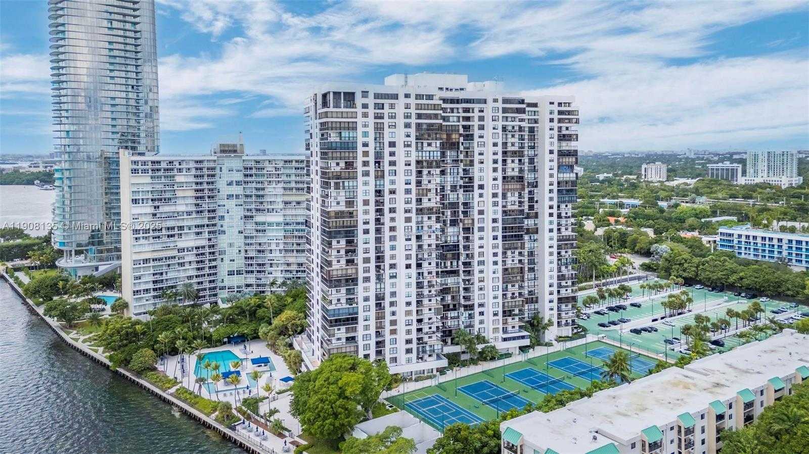 Small Image of 2333 BRICKELL AVE #517, Miami Number 52