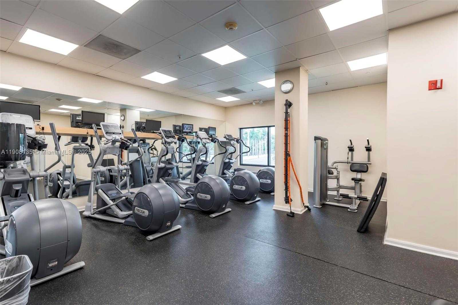 Small Image of 2333 BRICKELL AVE #517, Miami Number 61