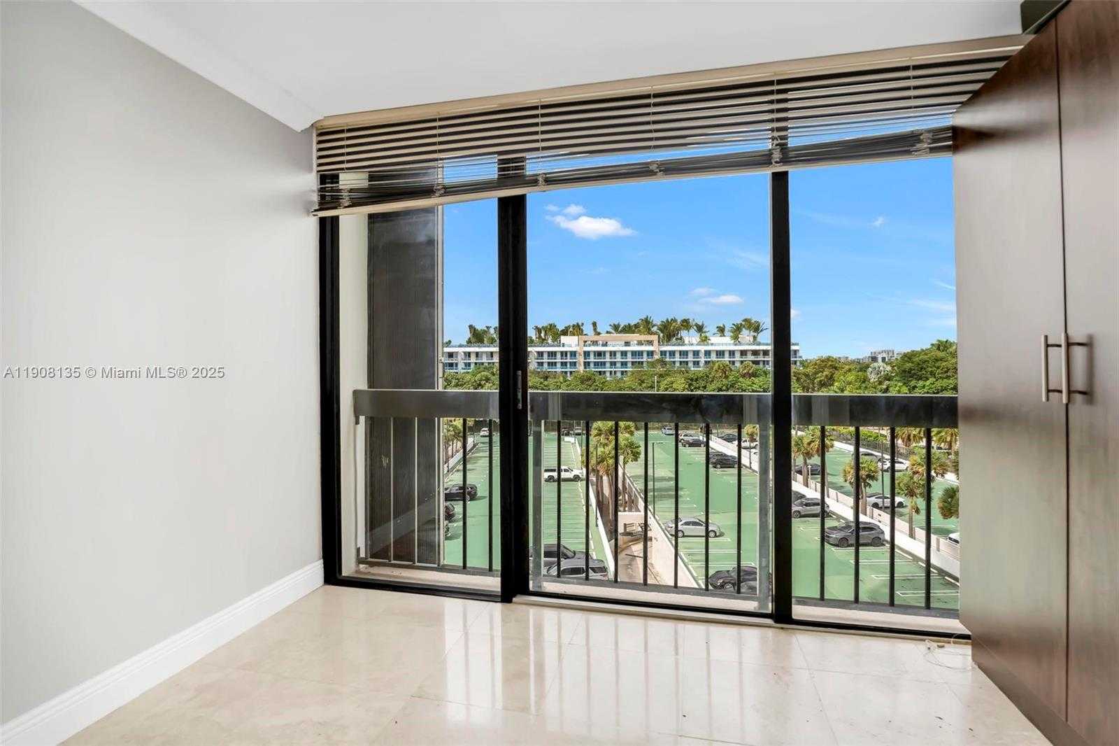 Small Image of 2333 BRICKELL AVE #517, Miami Number 7