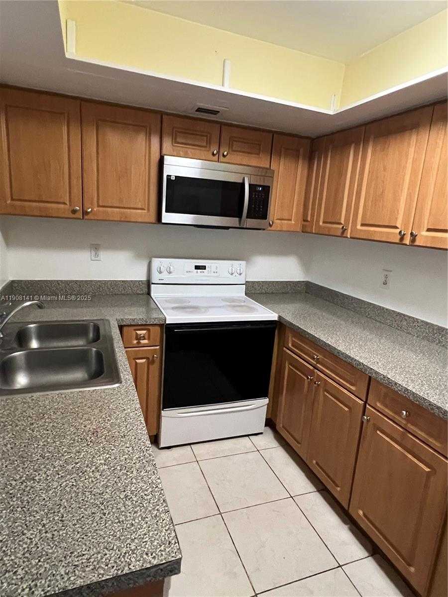 Small Image of 8205 SOUTH WEST 152ND AVE #F-410, Miami Number 19