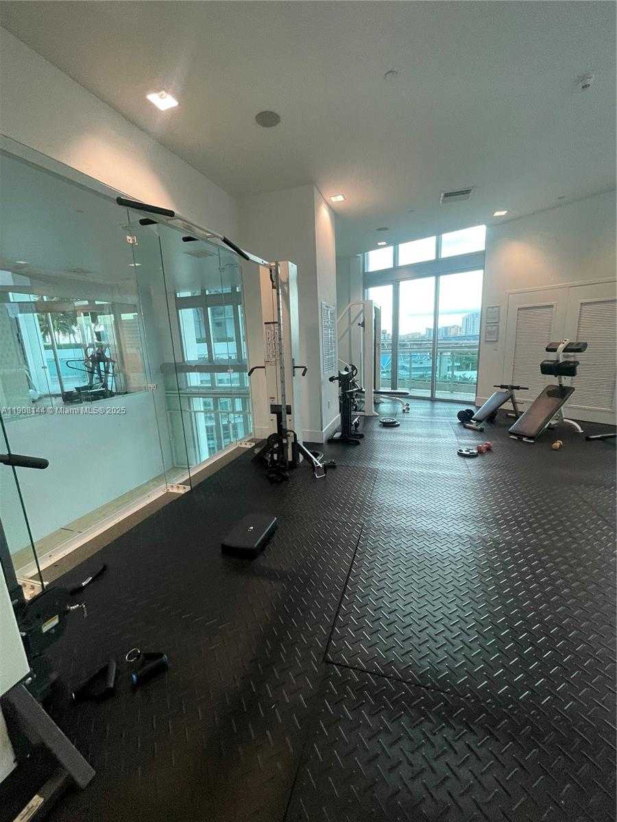 Small Image of 350 SOUTH MIAMI AVE #1715, Miami Number 29