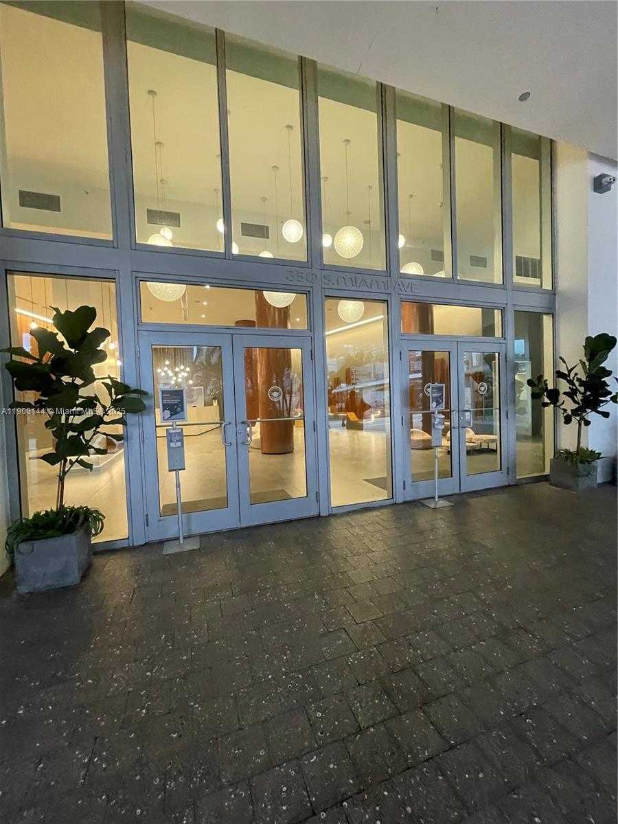 Small Image of 350 SOUTH MIAMI AVE #1715, Miami Number 3