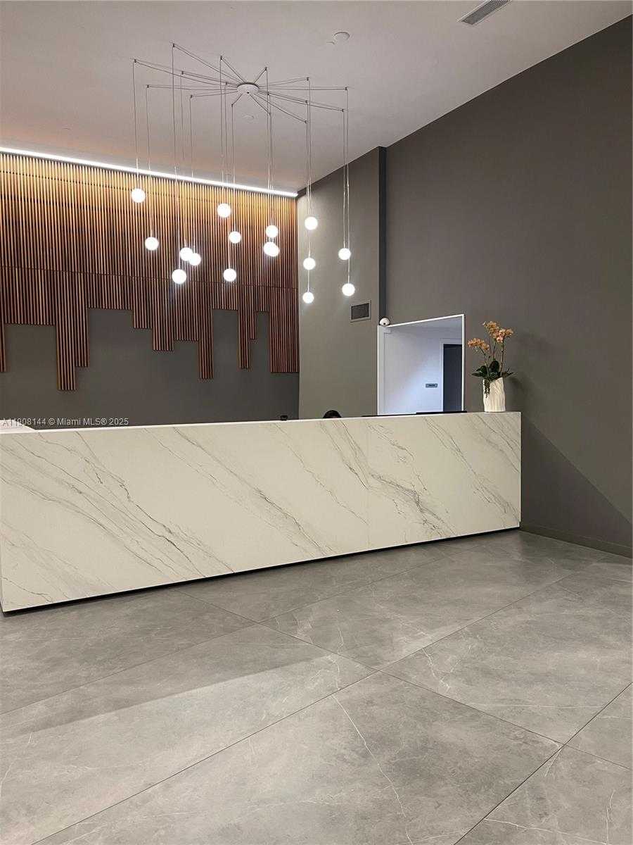 Small Image of 350 SOUTH MIAMI AVE #1715, Miami Number 4