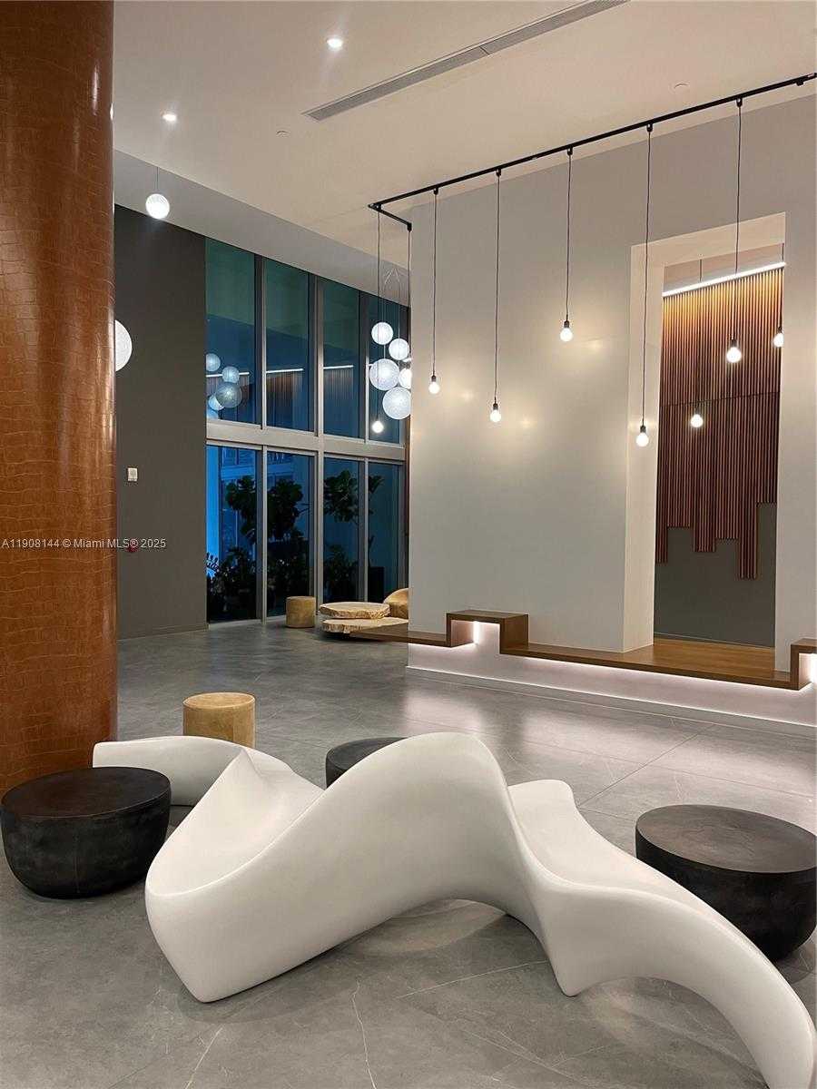 Small Image of 350 SOUTH MIAMI AVE #1715, Miami Number 6