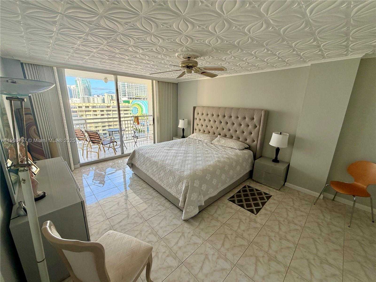 Small Image of 1849 SOUTH OCEAN DR #1405, Hallandale Beach Number 10