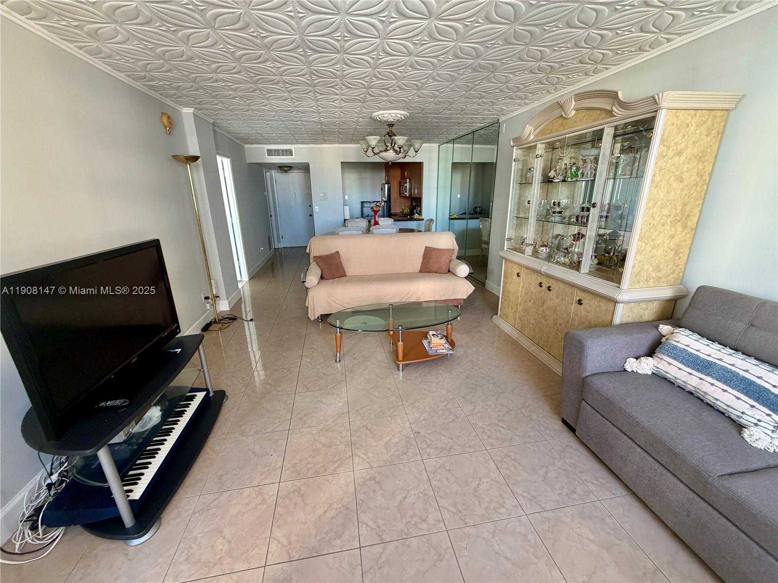 Small Image of 1849 SOUTH OCEAN DR #1405, Hallandale Beach Number 3