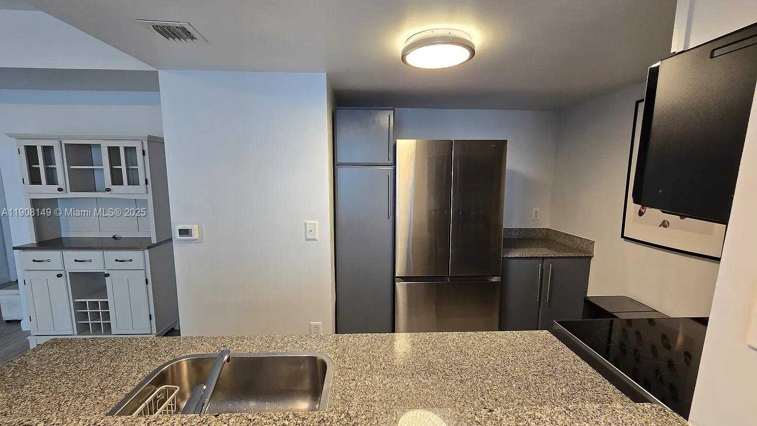 Small Image of 275 NORTH EAST 18TH ST #PH-10, Miami Number 4