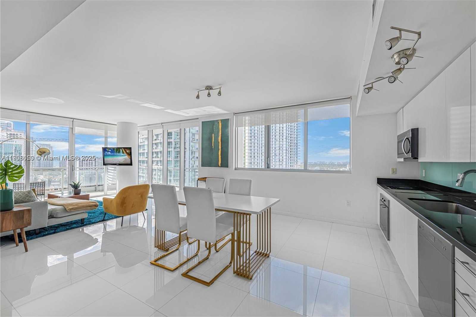 Small Image of 92 SOUTH WEST 3RD ST #2405, Miami Number 1