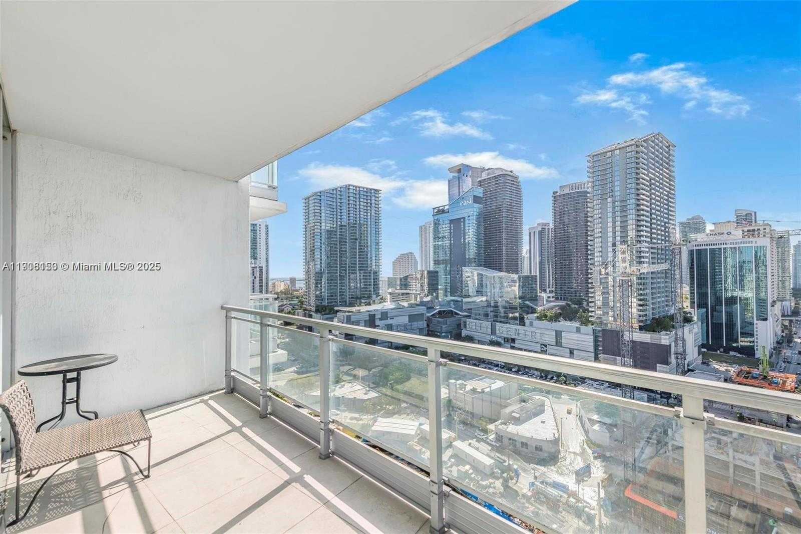 Small Image of 92 SOUTH WEST 3RD ST #2405, Miami Number 12